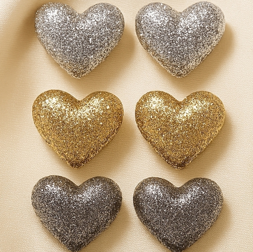 Forever 21 Triple tones Heart Earrings - Textured Studs Women's Fashion Jewelry